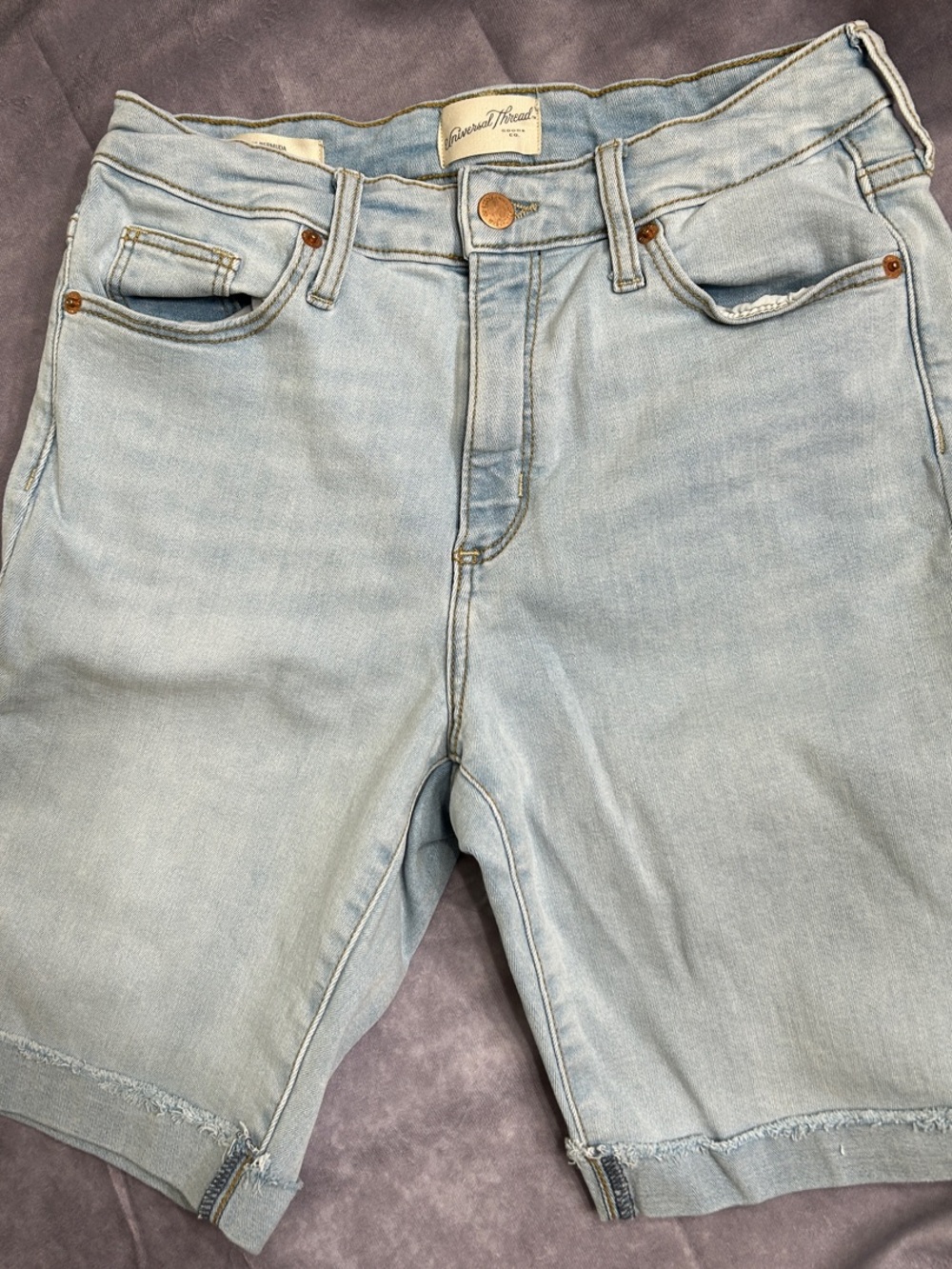 Universal Thread Light Wash Denim High Rise Bermuda Shorts - Size 6 - 28R